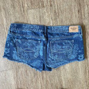 Abercrombie & Fitch Floral Victorian Print Shorts